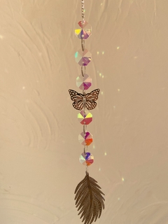 Colgante mariposa y pluma - Vero Hogarte