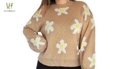 sweater beige con flores talla L