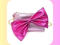 Clutch rosa con cadena