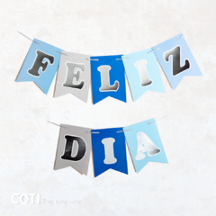 Banderin feliz dia azul/celeste stamping dorado 1,5mts largo x1