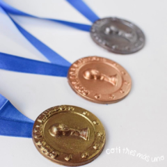 Set placas Parpen copa del mundo y medallas x2 - comprar online