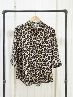 CAMISA SEDITA (ANIMAL PRINT 2)