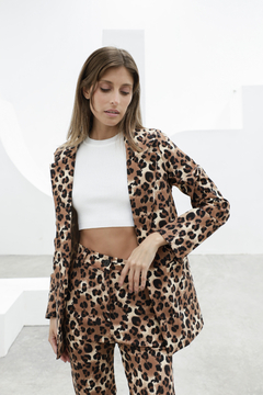 BLAZER ANIMAL PRINT (Bengalina elastizada) en internet