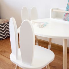 Mesita + 2 Sillas Bunny - comprar online