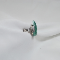 Anillo de plata 925 con Piedra color verde facetada - Koh Phangan Joyeria Artesanal