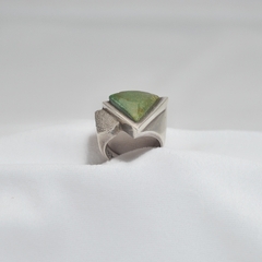 Anillo de plata 925 con piedra Jade en internet