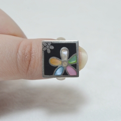 Anillo flor de Nácar - comprar online