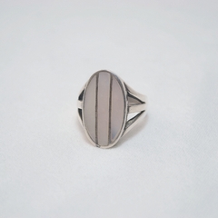 Anillo Nácar ovalado