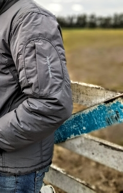 Campera Chubut Gris Plomo en internet