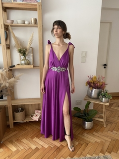 Vestido paz violeta (seda gucci) en internet