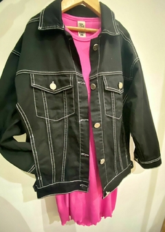 campera negra oversize