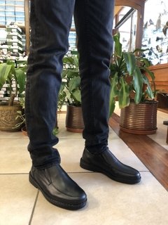 Zapato de cuero con elásticos Cavatini (70-3980) - tienda online