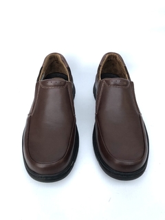 Zapato de cuero con elásticos Cavatini (70-5211). en internet