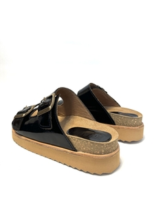 Chinela de cuero con hebillas Kraim (108/C) - Calzados Miguel Angel - Zapatos de cuero