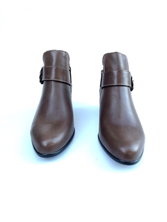 Bota de cuero con hebilla Cavatini (42-3156) - Calzados Miguel Angel - Zapatos de cuero