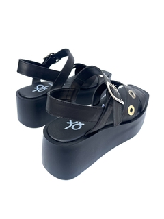 Sandalia de cuero con tachas Gravagna (5150) - Calzados Miguel Angel - Zapatos de cuero