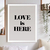 Cuadros de Frases y Palabras - INDIVIDUAL - Love is Here - comprar online