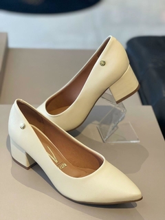 Scarpin Vizzano Creme