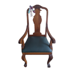 SILLON NOGAL CHIPPENDALE CON TACHAS