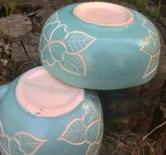 Cuenco color acqua con Flores y hojas - comprar online