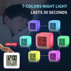 Reloj Despertador Alarma Temperatura Y 7 Luces De Colores - Nahan