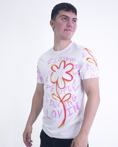 REMERA "FLOWER" en internet