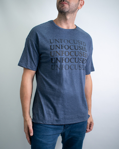 REMERA OVERSIZE "FOCUS"