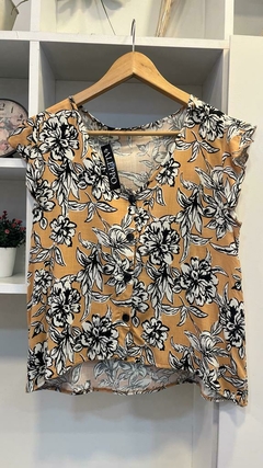 Imagen de blusa Wanda botones