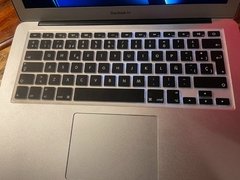 Macbook Air mod : A1466 (usada, impecable) - OMNIA