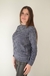 Suéter de mujer con escote redondo en chenille texturado.
