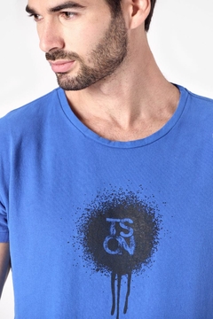 TASCANI Remera Mc Beyno Azul - comprar online