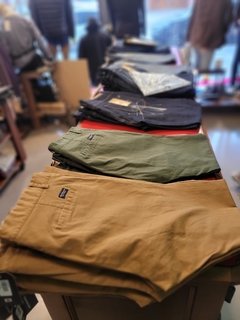 Nueva tanda de CHINOS Bensimon