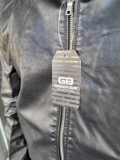 Campera CUERO GB con capucha - comprar online