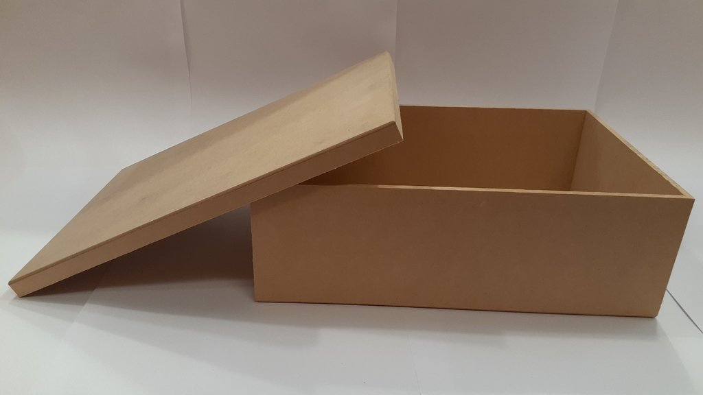 Caja rectangular con tapa