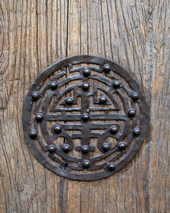 Puertas Chinas del siglo XVII en madera y hierro - Mayflower