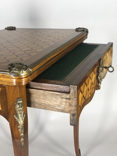 Mesa de juego Francesa Circa 1860 en caoba, marqueterie y bronce - Mayflower