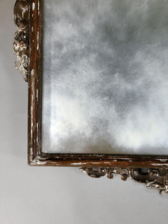 Espejo Francés marco de  madera tallada y decapeada en internet