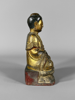 Buda en madera tallada y policromada Circa 1.700 en internet