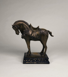 Escultura China  de caballo en bronce - comprar online