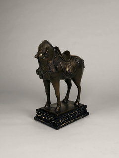 Escultura China  de caballo en bronce en internet