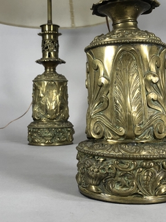 Par de lámparas en bronce repujado - Mayflower