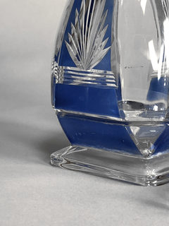 Botellón Francés en cristal tallado azulino y transparente - Mayflower