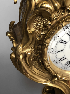 Reloj de apoyo Francés estilo Louis XV con bronce ormolú en internet