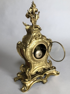 Reloj de apoyo Francés estilo Louis XV con bronce ormolú