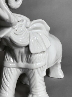 Escultura de elefante en porcelana alemana - tienda online