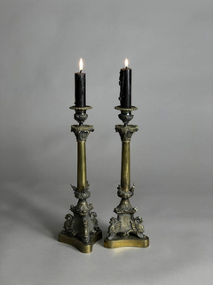 Candeleros Franceses época Napoleón III en bronce cincelado en internet