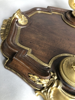 Tintero época Chippendale en nogal y bronce Circa 1780 - comprar online
