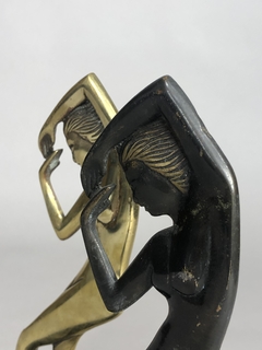 Escultura Art-Deco en bronce con base de piedra - comprar online