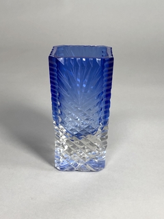 Florero cristal tallado transparente y azul