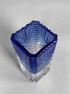 Florero cristal tallado transparente y azul - Mayflower